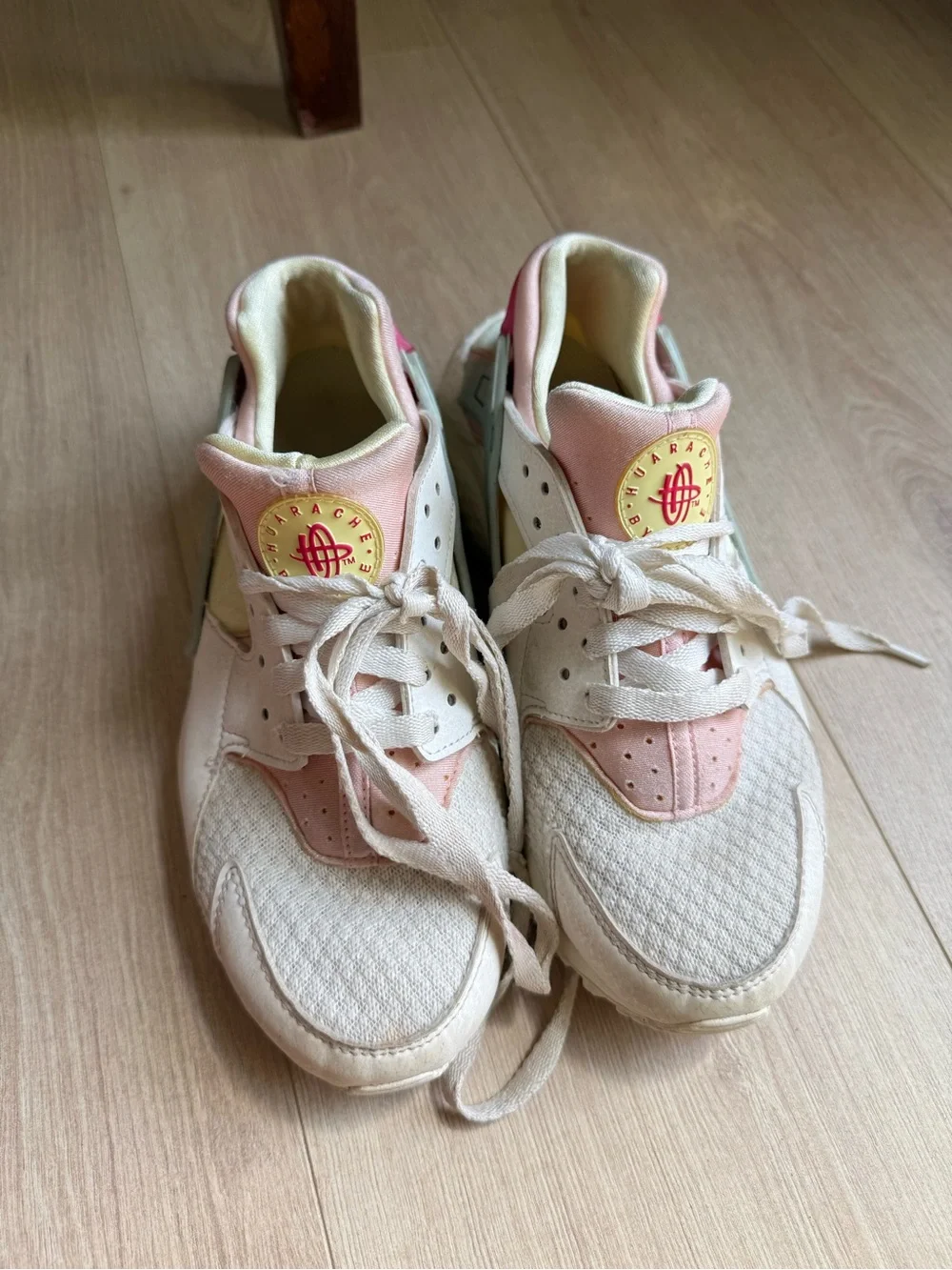 Nike lightweight sneakers